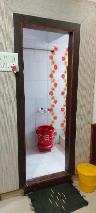 Sai Raghunandan Guest House Sirdi Kültér fotó